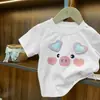 Camiseta de verão 3D de desenho animado super fofa para meninas, feita de algodão puro, de manga curta, nova, estilosa e versátil, com gola redonda para bebês.