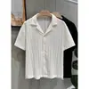 Camisa de manga curta com gola cubana vazada de alta qualidade para homens, novo estilo de verão 2026, camisa casual retrô solta de meia-manga para homens