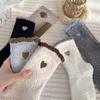 Meias de Veludo Coral com Coração Bordado Inverno Transfronteiriço Quente para Mulheres Espessadas Meias de Dormir Meia de Cano Médio Meia Meio Veludo
