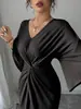 Vestido Sexy para Mujer de Estilo Europeo y Americano con Cuello en V, Ajuste Ceñido, Mangas Murciélago Elegantes, Diseño de Giro Francés, Vestido con Abertura