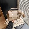 Comércio Exterior Versão Coreana Bolsa Quadrada Pequena de Nicho para Mulheres 2025 Nova Moda Bolsa de Ombro Simples Versátil para o Dia a Dia Bolsa Transversal
