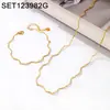 Colar Pulseira Geométrica Ondulada de Aço Inoxidável Europeu e Americano Luxo Acessível Joias de Alta Qualidade Colar Feminino de Aço Titânio Não Desbota