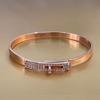 PulseiraKelly Nariz de Porco Ouro Rosé Luxo Acessível Alta Qualidade Mesmo Estilo Masculino e Feminino Joia de Mão Estilo Ins Tendência da Moda Pulseira