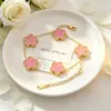 Artículo popular de celebridad de internet transfronterizo: Pulsera de trébol de cinco hojas para mujer, acero inoxidable, chapado en oro, multicolor, lujo ligero, versátil para el trabajo