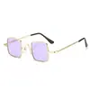 Moda Retro Cuadrado Hip-Hop Espejo de Príncipe Tono Vibrante Estilo Celebridad de Internet Gafas de Estilo Cóncavo Gafas de Sol Divertidas Gafas de Sol