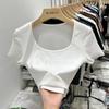 Camiseta de manga corta con cuello grande y bordado para mujer, novedad de verano 2023, corte entallado, estilo americano, dulce y sexy, con cuello cuadrado corto.