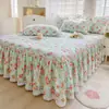 Lençol de Elástico Fresco Pastoral Saia de Cama Duas em Um Peça Única Acolchoada Universal Quatro Estações com Colcha Franzida Conjunto de Três Peças