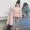 Jaqueta Feminina Curta Três em Um Acolchoada de Algodão, Cor Sólida Casual Quente de Inverno, Novo Estilo Outono e Inverno 2026