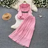 Moda Comuter Estilo Francês Manga Lanterna Roxa Cós Ajustado Saia Pregueada Conjunto de Duas Peças Elegante e Fashion para Mulheres Outono 2026