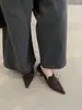 2026 Principios de Primavera Nuevo Estilo Tacones de Aguja Puntiagudos Zapatos de Tacón Alto Felpa Cálida Sin Cordones Moda Otoño e Invierno Zapatos de Tacón para Viajar Zapatos de Mujer