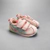 Tênis Esportivo Infantil Primavera e Outono Novos Moda Feminina Versátil Tênis de Corrida Sapatos Infantis com Cobertura de Couro Tênis Macio para Meninos Estilo Forrest Gump