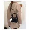 Nuevo bolso de moda de nicho con pliegues en la axila para mujer, bolso de hombro vintage de alta gama para el día a día, bolso de mano popular
