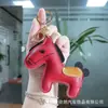 Llavero de Pony Colgante Pequeño Accesorios para Llavero Año del Caballo Bolsa de Regalo Pequeña Decoración Colgante Regalo de Graduación Personalización