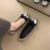 Primer Encuentro Lazo Ji Nudo Tacón Oculto Bloque de Color Zapatos Planos Slip-on Primavera 2026 Nuevos Bailarinas de Corte Bajo Punta Cuadrada