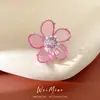 Pendientes de Flor Rosa para Mujer Sin Agujeros, Incrustados con Circonita, Estilo Coreano Dulces y Únicos Pendientes de Nicho, Pendientes de Lujo Ligero y de Alta Gama