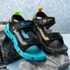 Sandálias Infantis Comércio Exterior Transfronteiriço 2024 Novas Sapatos de Praia Antiderrapantes com Solado Macio para Meninos Jovens e Alunos do Ensino Fundamental