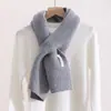 Bufanda Pequeña de Punto Estilo Coreano para Mujer, Calentador de Cuello Versátil de Invierno con Cuello Cruzado, Color Sólido Simple para el Viaje Diario, Lana con Tacto de Alta Calidad