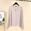 Camiseta Suelta de Modal para Mujer, Ropa de Verano Delgada de Manga Larga con Protección Solar, Nuevo Top de Cuello en V, Ropa Femenina Estilo Coreano, Camiseta de Talla Grande