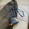 Bolsa Infantil Estilo Nuevo Gato de Dibujos Animados Bordado Bolsa Caja Acolchada Estilo Chanel Pequeño Bolso de Mano para Niñas Bolso Cruzado para Pintalabios para Niñas