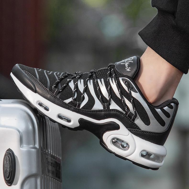 男鞋大码飞织运动鞋透气