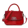 Bolso de mano caja retro de nicho para mujer 2026 simple nueva moda de alta gama bandolera pequeña cuadrada