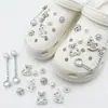 Accesorios para Zapatos de Madera de Gama Alta Transfronterizos Hebillas Decorativas para Zapatos Correas de Flores Cadena de Perlas DIY Flores Desmontables Tridimensionales para Zapatos