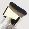 Brocha de Maquillaje Multifuncional Personalizada con Mango Individual de Bambú y Cerdas Suaves, Brocha Cosmética Angular para Base de Maquillaje, Brocha de Cuello Plano