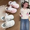 Zapatillas de Entrenamiento Retro Alemanas para Niños 2026 Otoño Nuevo Estilo Coreano para Niñas con Puntos Zapatos Casuales Suela Suave Zapatillas Deportivas para Correr Modernas