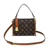 Bolsas de Mano para Mujer Transfronterizas Comercio Exterior 2026 Nueva Moda Retro Europea y Americana Versátil Monograma Bolsos de Hombro Cruzados para Mujer