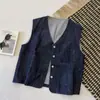 2026 Nuevo Chaleco de Mezclilla a la Moda Estilo Coreano con Cuello en V para Mujer, Corte Holgado, Adelgazante, Top Versátil, Cárdigan sin Mangas de Botones
