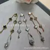 Pulsera de Nácar Gris Natural de Trébol con Flores de Doble Cara de Gran Venta, Joyería de Lujo Ligero con Acabado de Alta Gama, Suministro Directo desde la Fuente