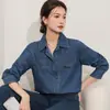 Foto Real # Jaqueta Camisa Jeans para Mulheres, Novo Estilo Primavera e Outono 2025, Caimento Regular nos Ombros, Para Usar em Camadas, Blusa Camisa Petite.