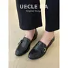Mocassins femininos de couro com salto bloco retrô, novo estilo 2026, elegantes e versáteis para o trabalho, sapatilhas de calçar sem cadarço