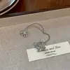 Pendientes Todo en Uno de Flor de Zirconia de Gama Alta de Nicho, Pendientes Femeninos de Trébol de Cuatro Hojas, Pinzas para Cartílago del Oído, Pendientes de Lujo Accesible