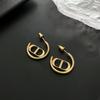 Pendientes de Moda Nariz de Cerdo Dorados, Elegantes Pendientes de Nicho Francés para Mujer, Nuevos Pendientes de Alta Gama de Moda 2026
