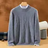 Suéter de cachemira de cuello alto medio para hombre, nueva colección otoño/invierno, con diseño de punto trenzado, moda de alta gama y lujo ligero para abrigar
