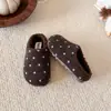 Chinelos Birkenstock da Moda para Meninas Chinelos de Algodão para Exterior Infantis 2026 Outono/Inverno Novo Estilo Chinelos Duplos de Algodão com Pelúcia para Meninas Pequenas