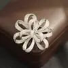 Nova Broche de Flor de Zircônia de Cobre Elegante da Moda Criativa Elegante Para Terno Casaco Cheongsam Acessórios de Vestuário Casamento Mulheres