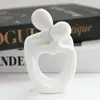 Escultura Abstracta Artística de Mismo Estilo Transfronteriza de Amazon, Adornos para Decoración de Dormitorio, Escultura de Pareja Abrazándose, Productos de Resina para Escritorio