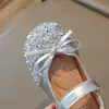 Zapatos de princesa elegantes para niñas 2026 nuevos mocasines de suela blanda para primavera y otoño zapatos para niños zapatos de cuero para actuación y vestido