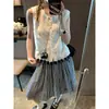 Blusa sem mangas com estampa de Pera Moche, design em Tencel e Linho com Bainha de Patchwork Floral Tridimensional Mq1438