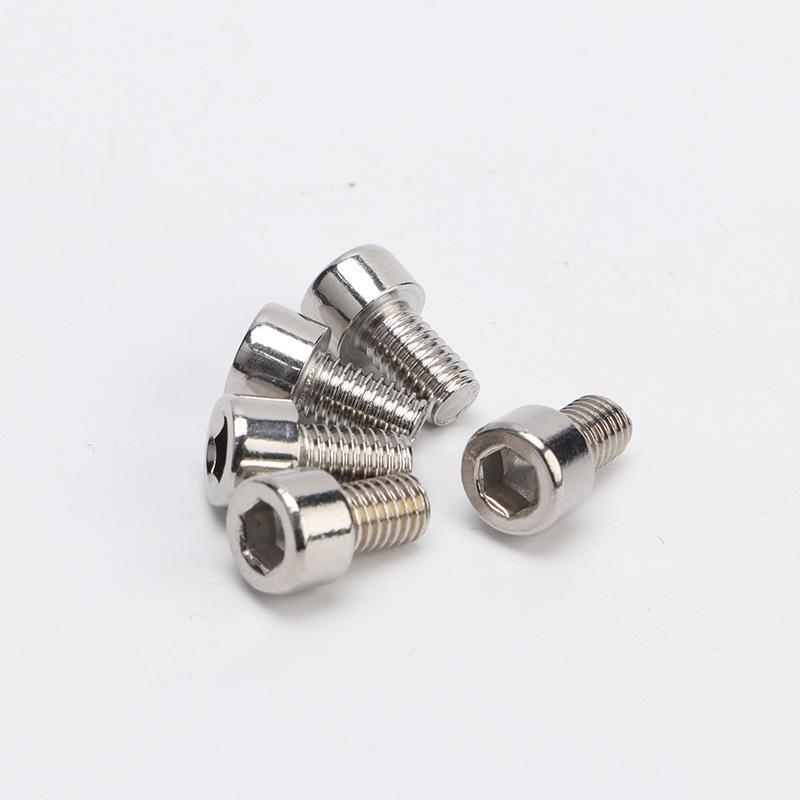 14552145697_598414566