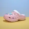 Tamancos estilo pai e filho com estrela-do-mar e pérolas, novas sandálias de verão em EVA antiderrapantes para uso externo, sapatos de praia antiderrapantes e resistentes a odores para mulheres