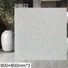 Cadena de tiendas de baldosas de terrazo gris de 800 x 800, baldosas antideslizantes de 600 x 600 para suelo de salón comedor.