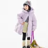 Jaqueta de Inverno Infantil Média Personalizada do Fabricante Original, Casaco Quente para Meninas com 90% de Penugem de Pato, Personalização Transfronteiriça