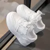 Zapatos Blancos para Niños y Niñas, Tenis Bajos, Nuevos Zapatos Casuales de Color Puro para Primavera y Otoño, Versátiles Zapatos Deportivos para Estudiantes con Suela Suave
