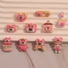 Hecho a mano diy funda de teléfono de goma color crema tocado pasador joyería accesorios de resina al por mayor Serie Anne Bear