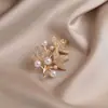 Broche de Borla con Cadena, Gama Alta, Lujo Ligero, Moda Europea y Americana, Accesorio de Traje Más Vendido, Broche Simple y Único, Venta al por Mayor