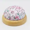 Almofadas de agulha novas/de base de madeira com quase 100 designs de flores para escolher, almofadas de agulha transfronteiriças, fábrica de almofadas de agulha DIY para ponto cruz