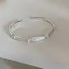 Design Único com Ricas Flores de Gardênia, Elegante Pulseira Floral para Mulheres, Joia Versátil Retro de Alto Padrão